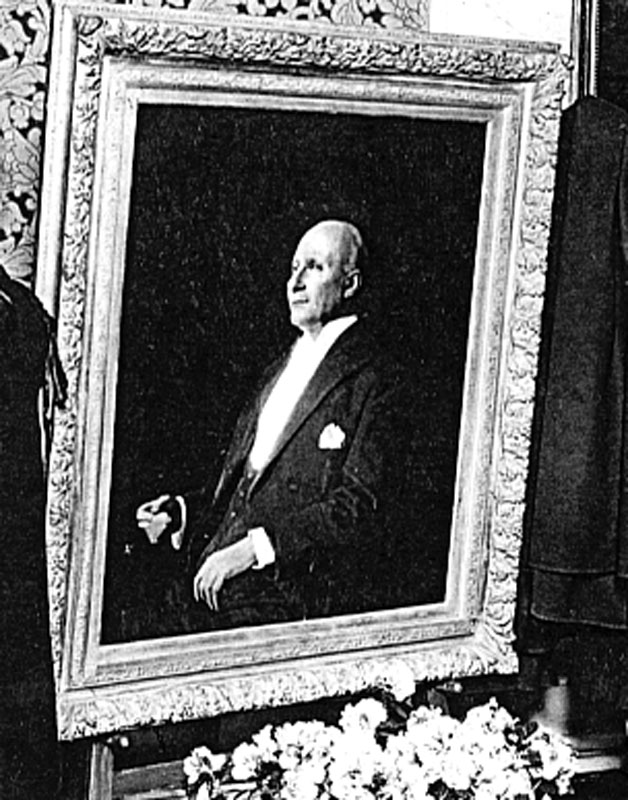 1938